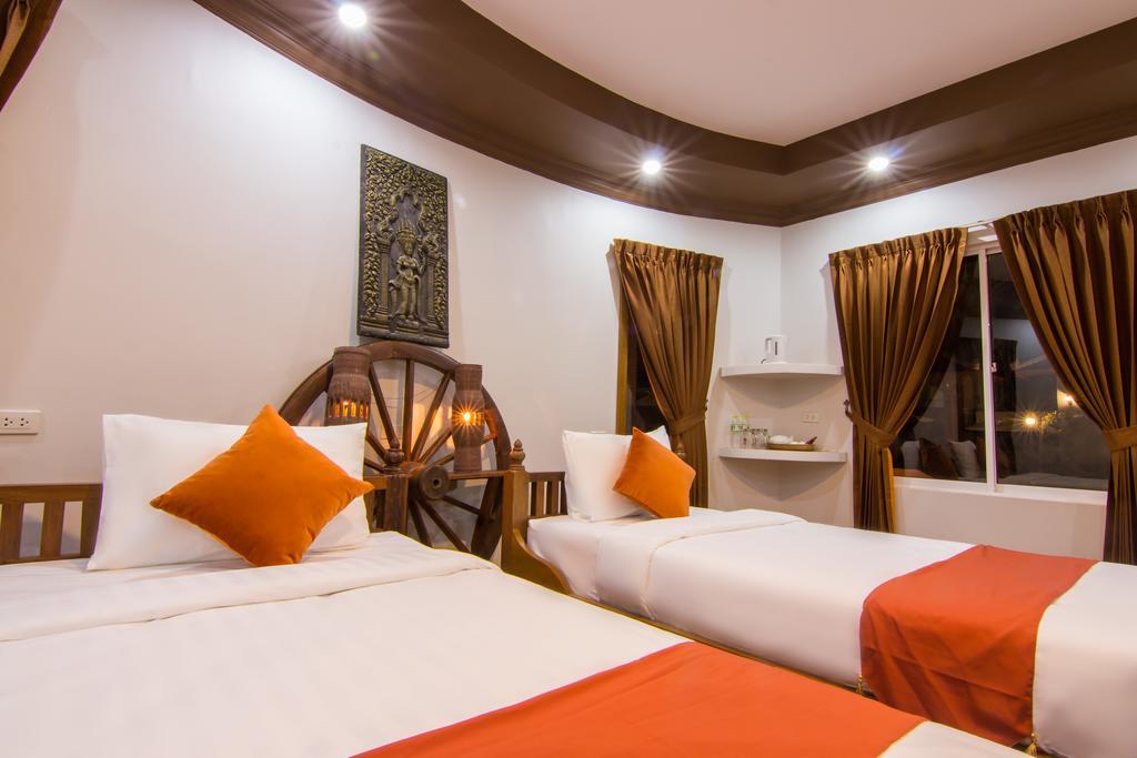 Ravorn Villa Boutique Battambang Esterno foto