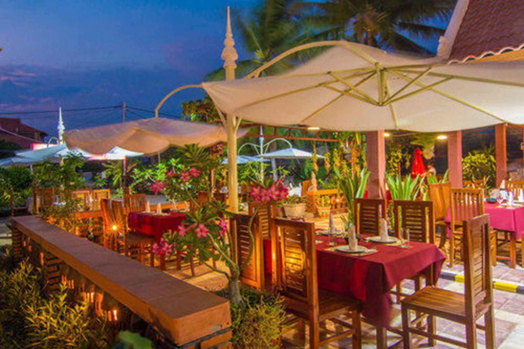 Ravorn Villa Boutique Battambang Esterno foto